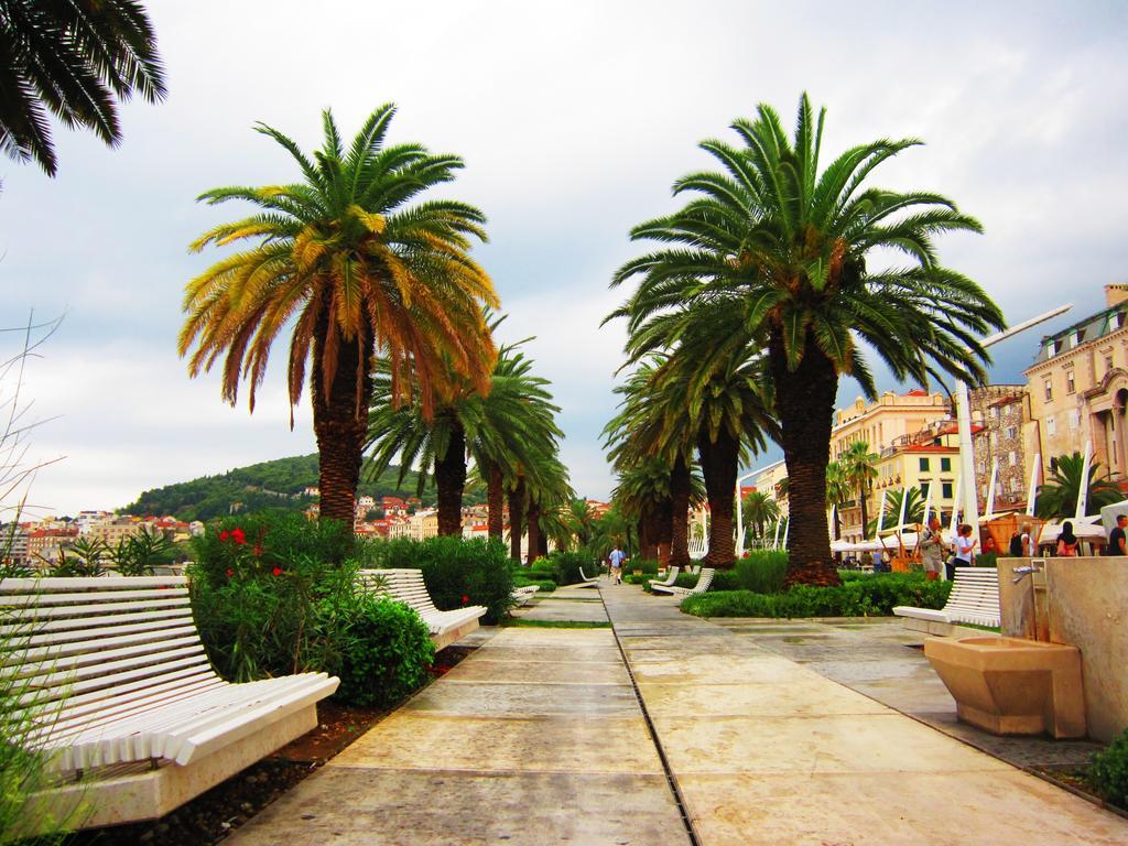 Spalatum Boutique Suites Сплит Екстериор снимка