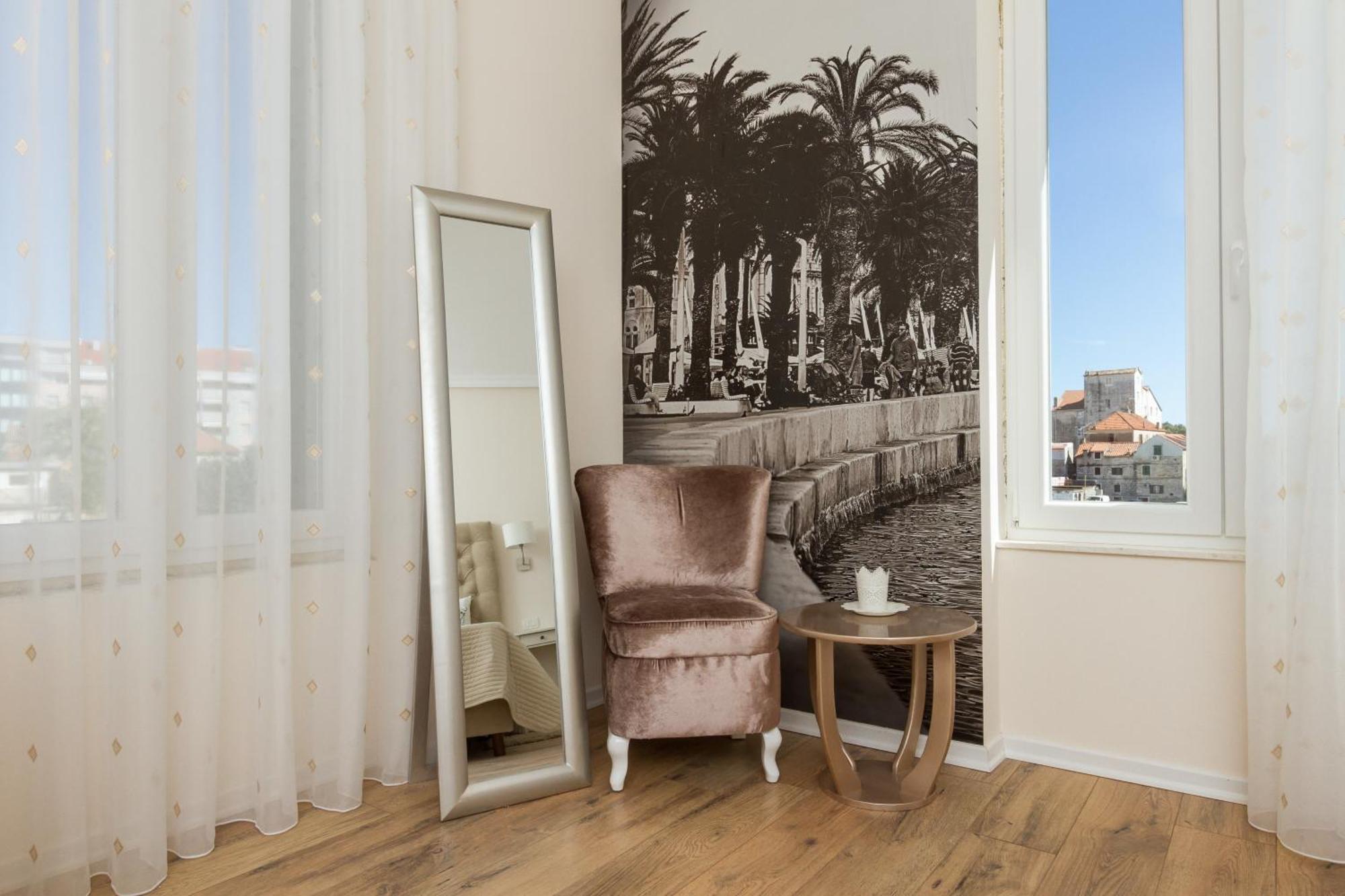 Spalatum Boutique Suites Сплит Стая снимка