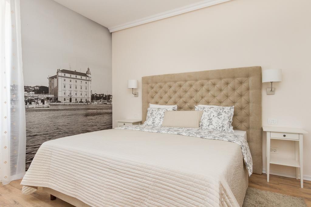 Spalatum Boutique Suites Сплит Стая снимка