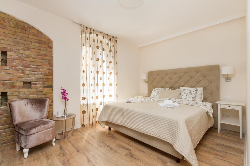 Spalatum Boutique Suites Сплит Стая снимка