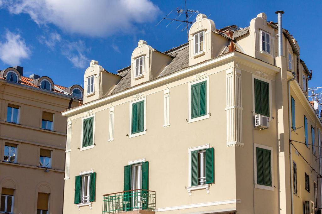 Spalatum Boutique Suites Сплит Екстериор снимка